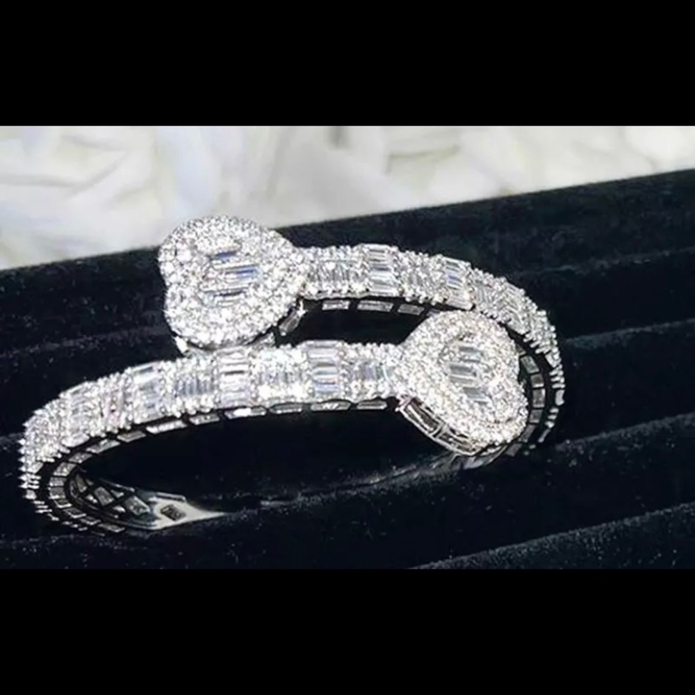 Heart baguette bracelets